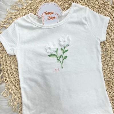 Verão 2027 Conj. Blusa Branca e Shorts saia floral 